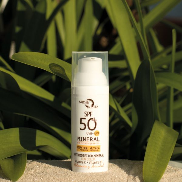 anthelios tinted mineral sunscreen for face spf 50